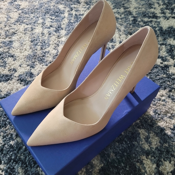 Brand New - Stuart Weitzman 95mm Adobe Suede Pumps (runs small, more like 8.5) - Picture 2 of 10